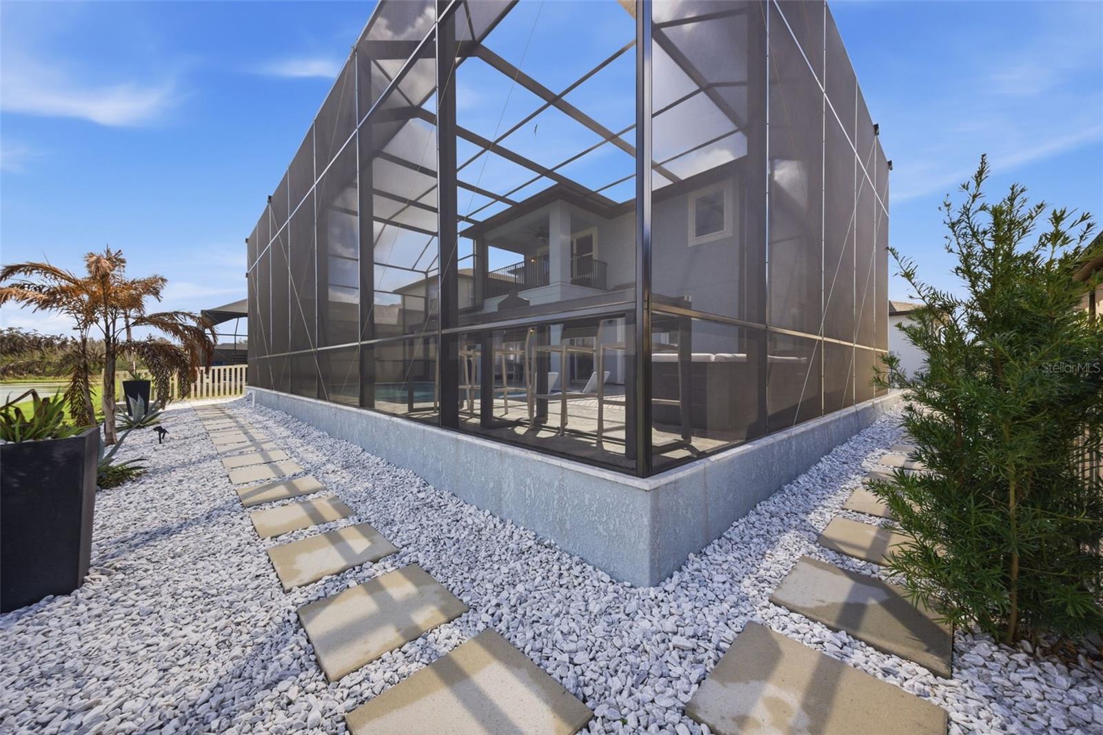 Listing photo id 64 for 7771 Notched Pine Bend