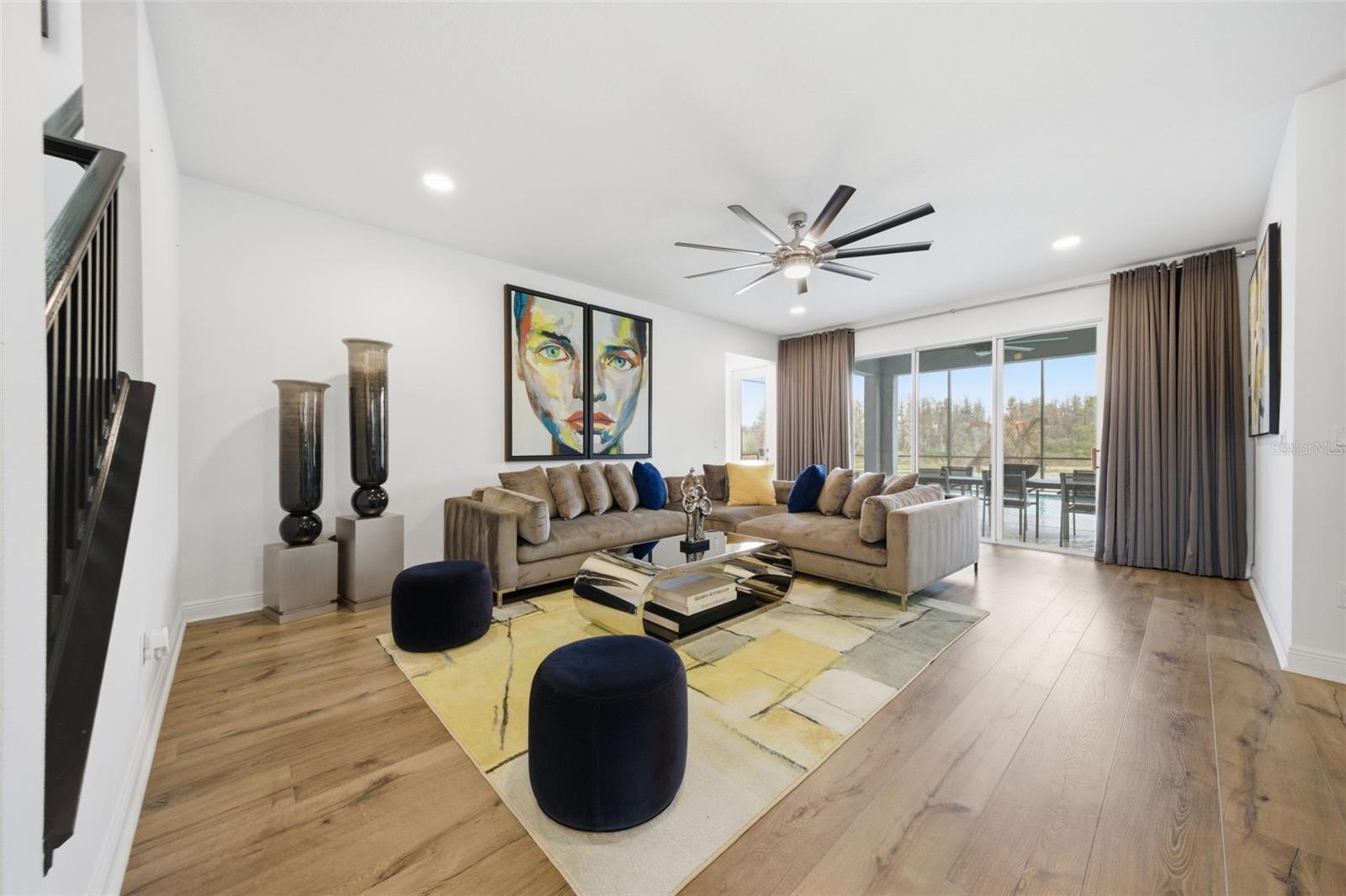 Listing photo id 5 for 7771 Notched Pine Bend