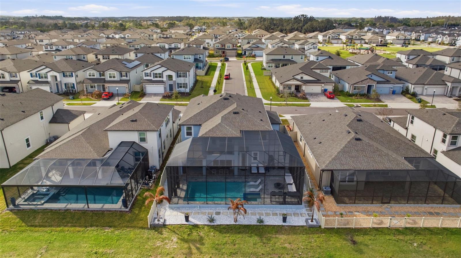 Listing photo id 72 for 7771 Notched Pine Bend