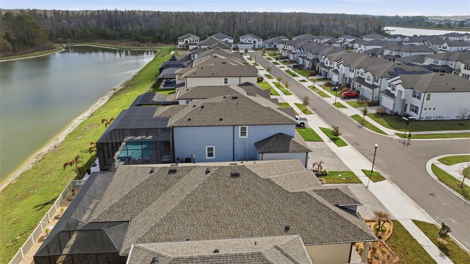 Listing photo id 74 for 7771 Notched Pine Bend