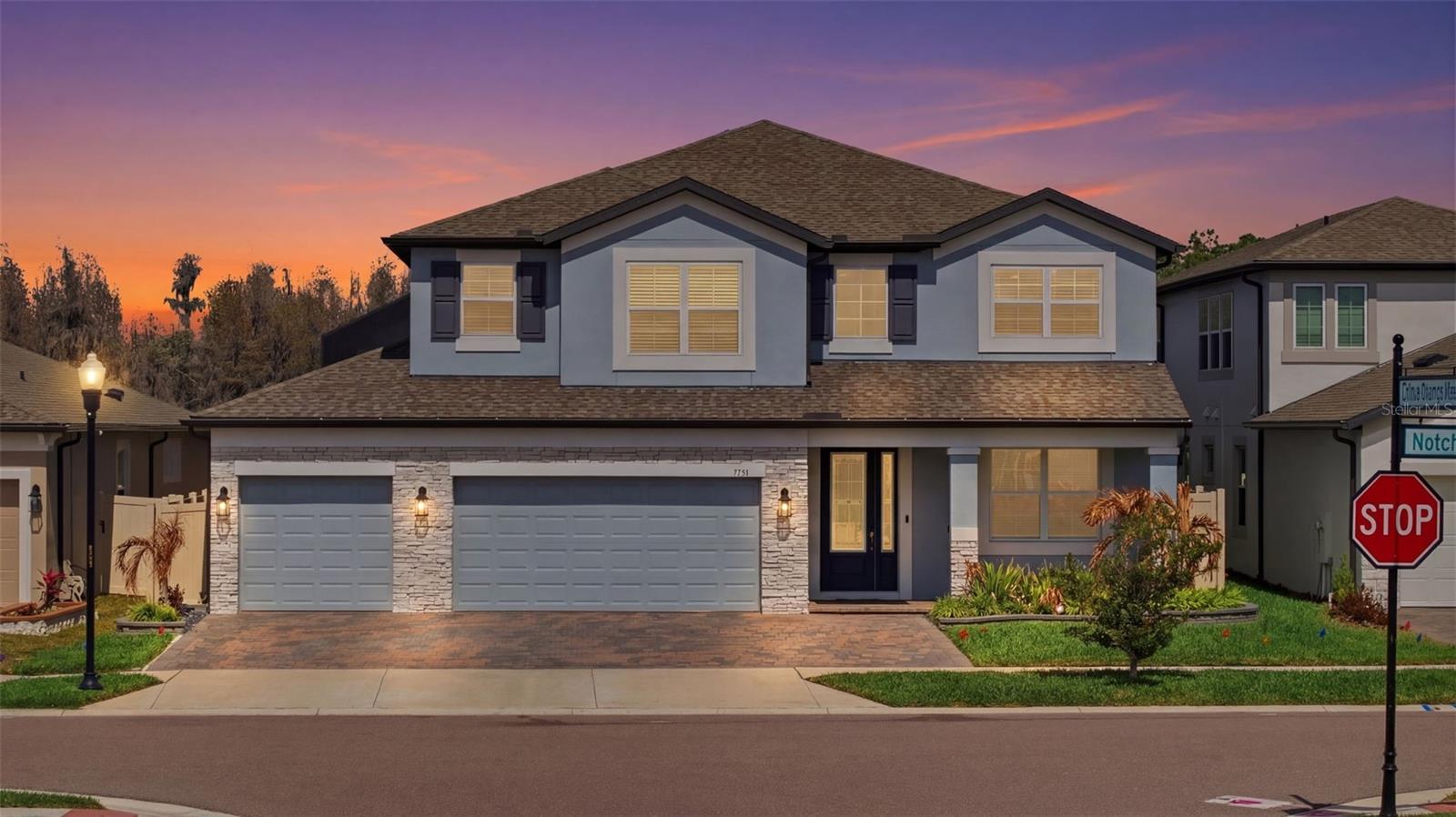 Listing photo id 95 for 7771 Notched Pine Bend