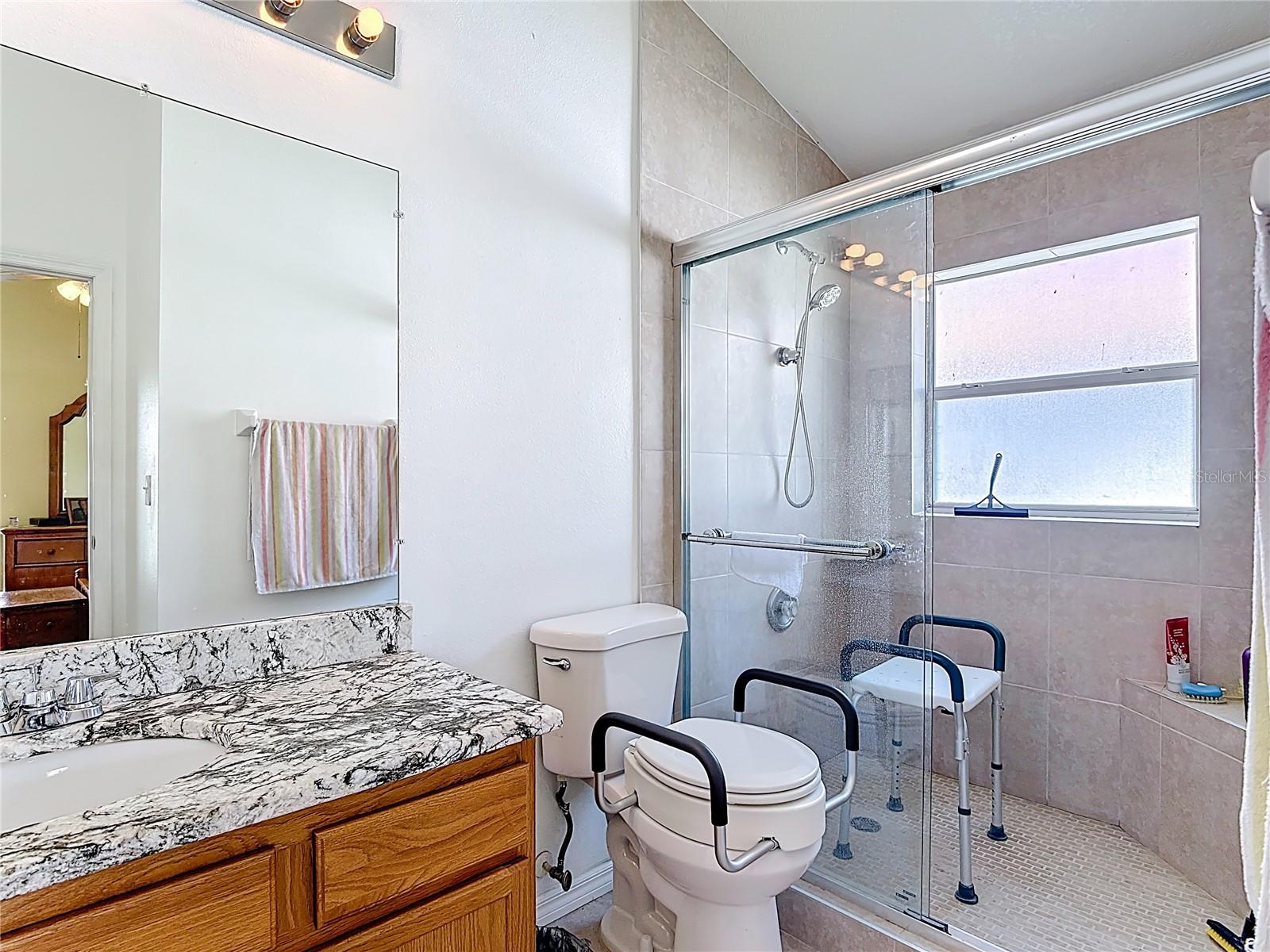 Image 18 of 34 For 2927 Cool Breeze Circle