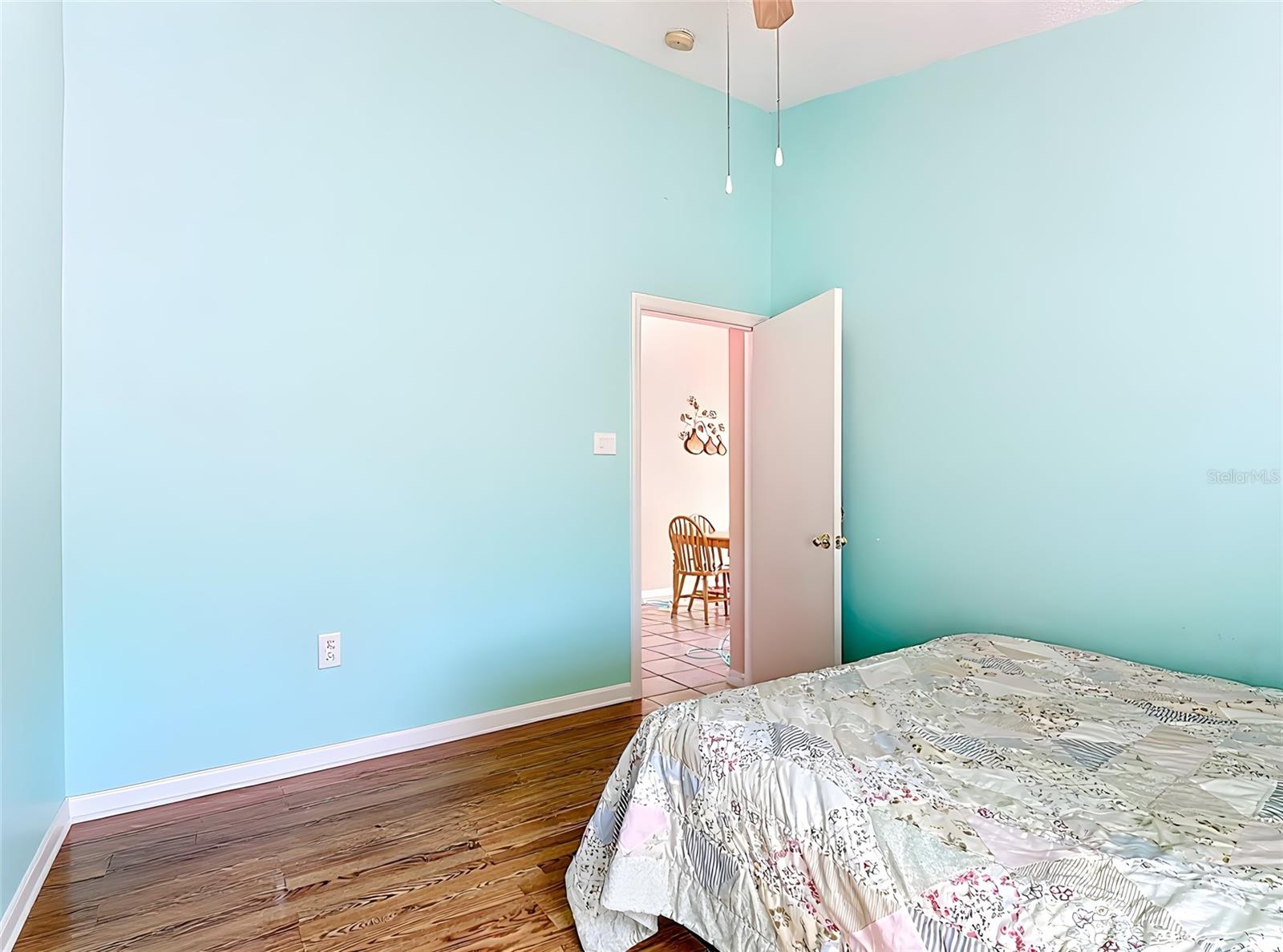 Image 23 of 34 For 2927 Cool Breeze Circle