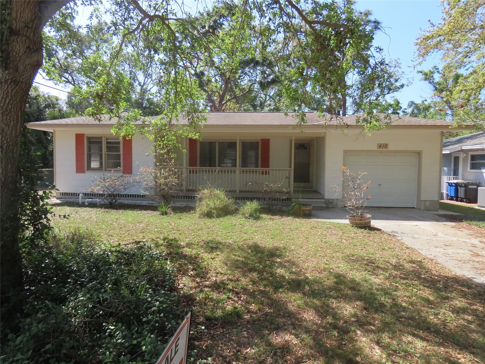 Listing Details for 412 Jefferson Avenue, CLEARWATER, FL 33755