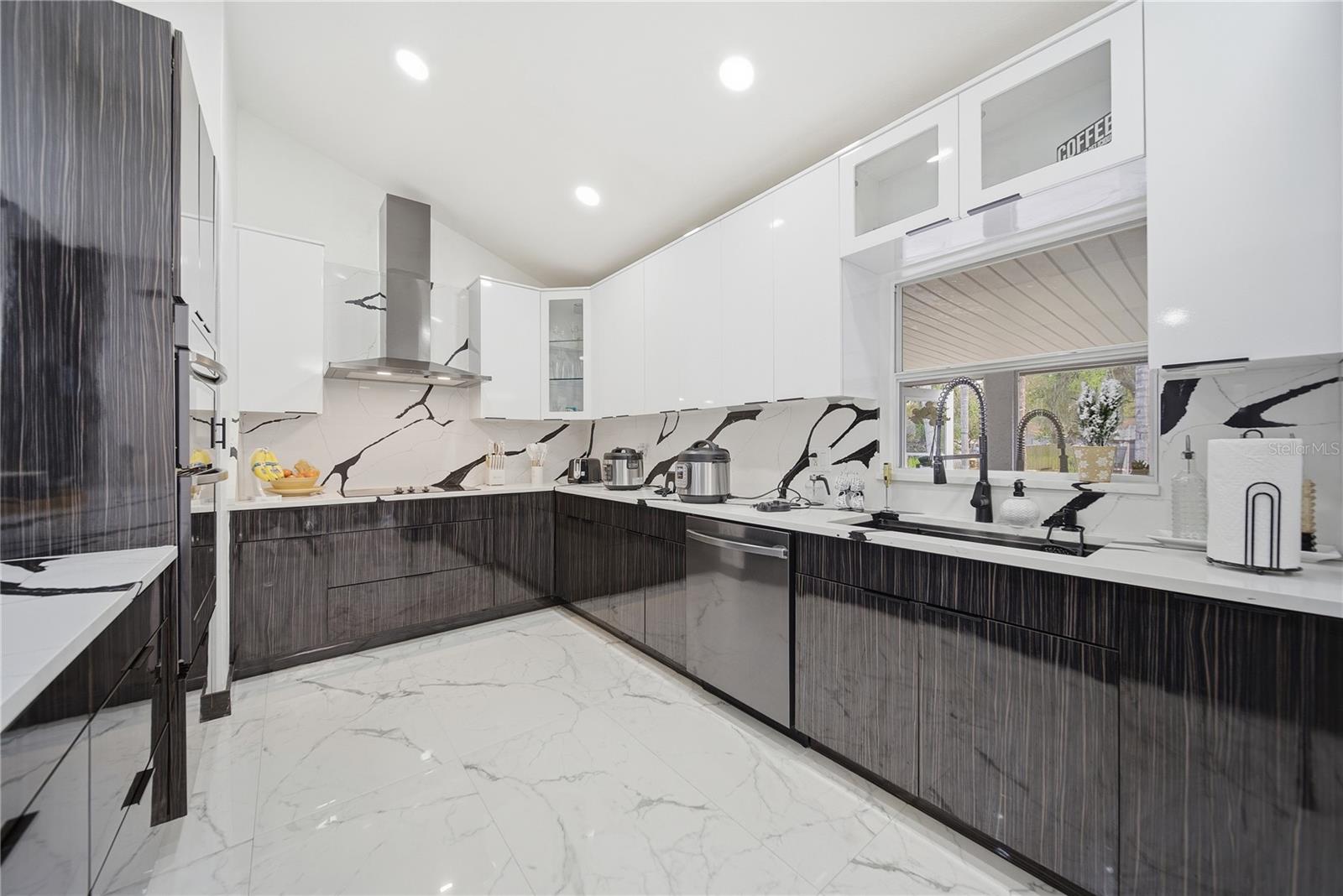 Image 12 of 30 For 4916 Hi Vista Circle