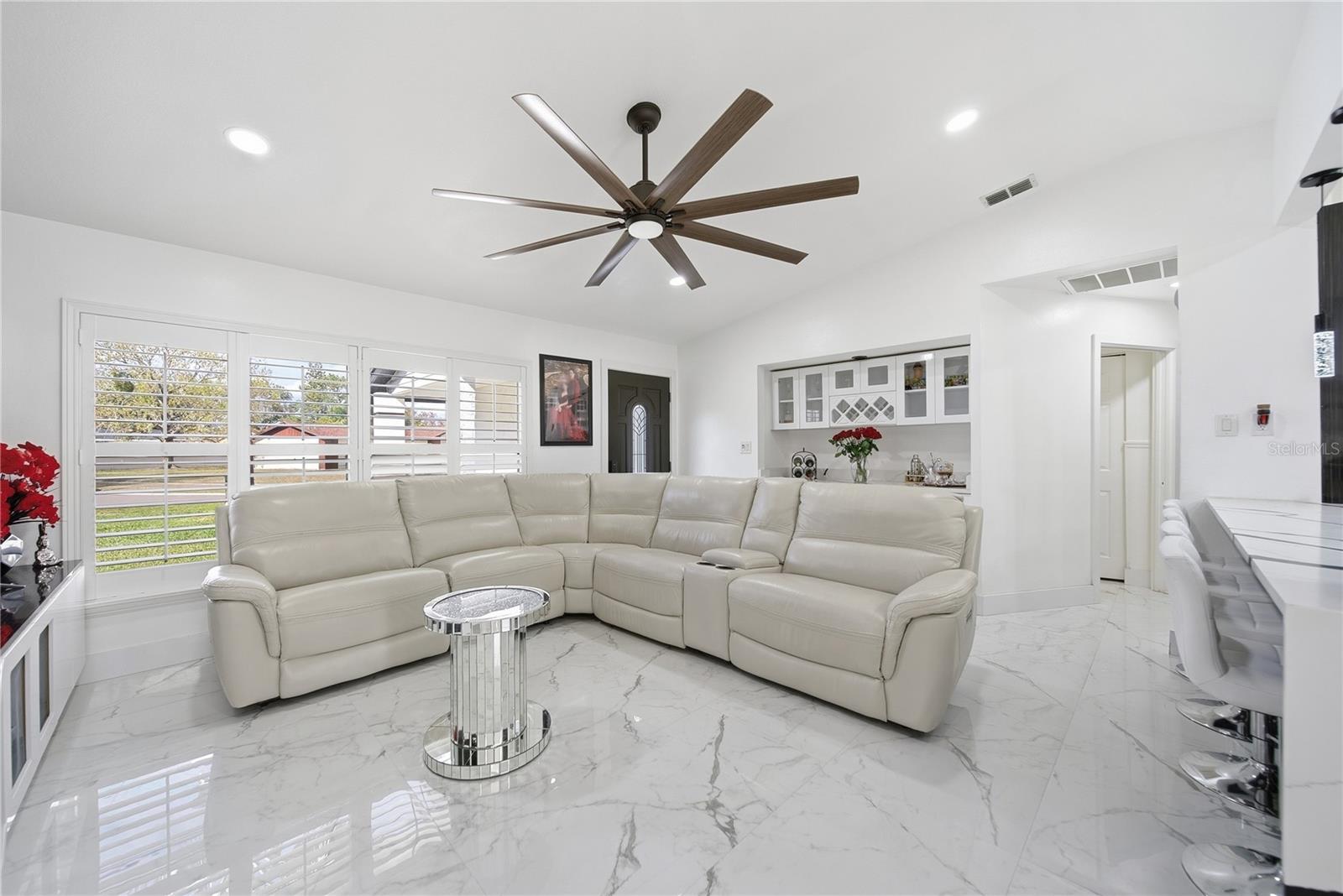 Image 19 of 30 For 4916 Hi Vista Circle