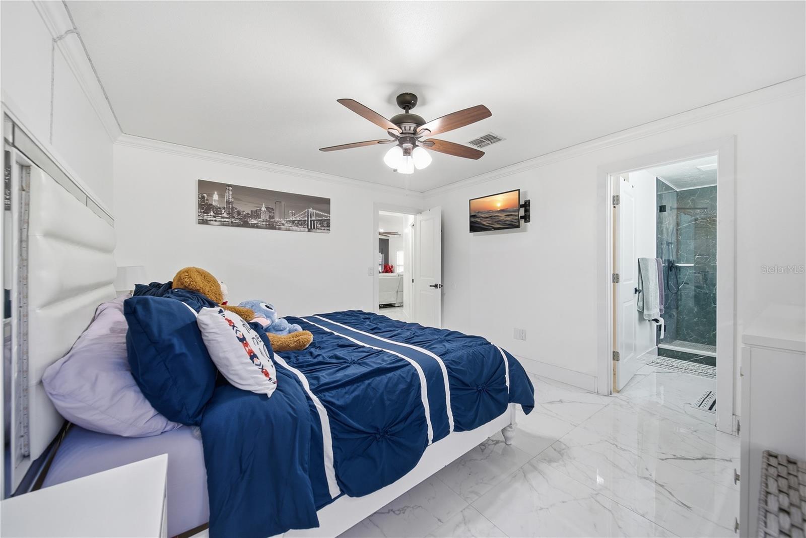 Image 22 of 30 For 4916 Hi Vista Circle