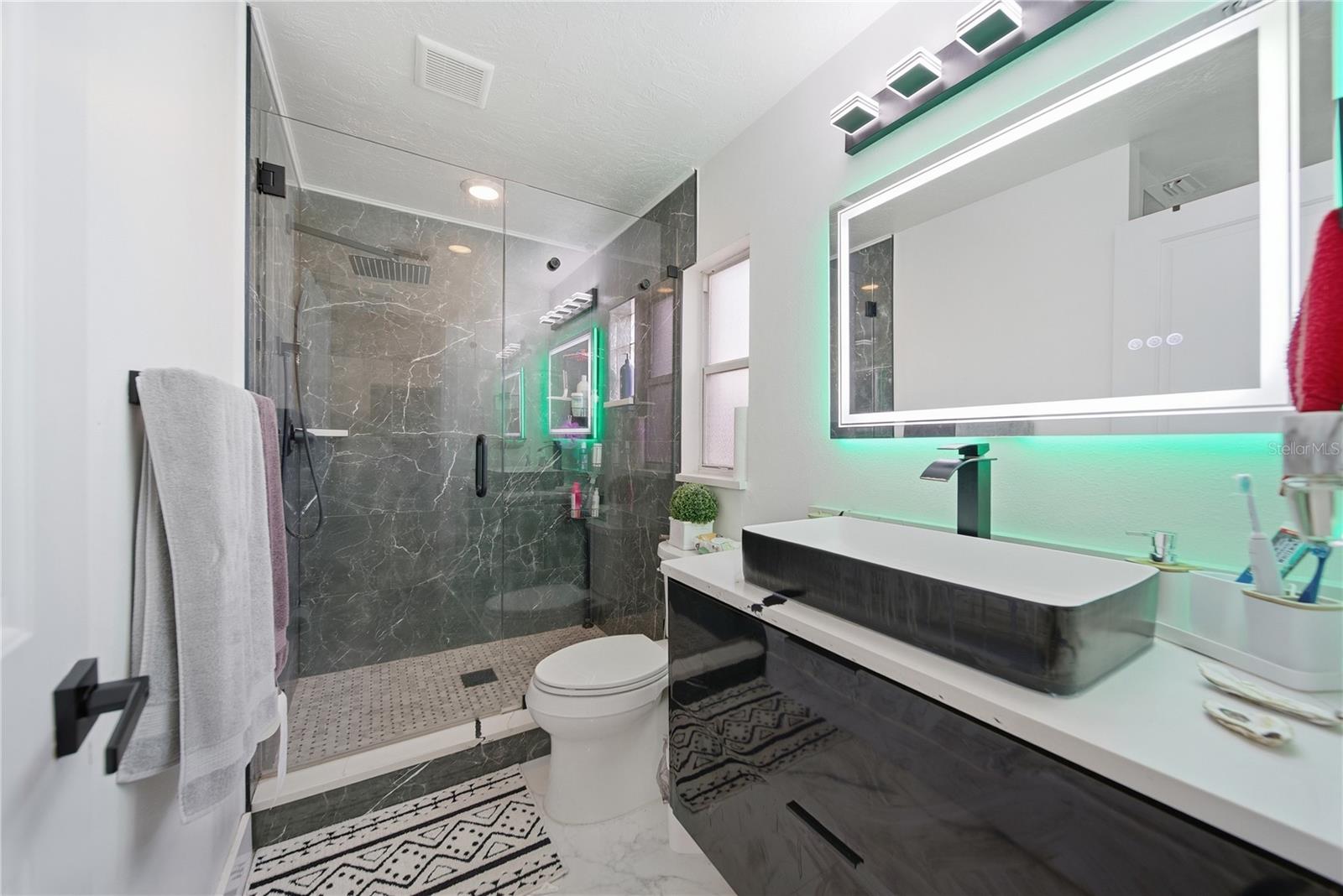 Image 23 of 30 For 4916 Hi Vista Circle