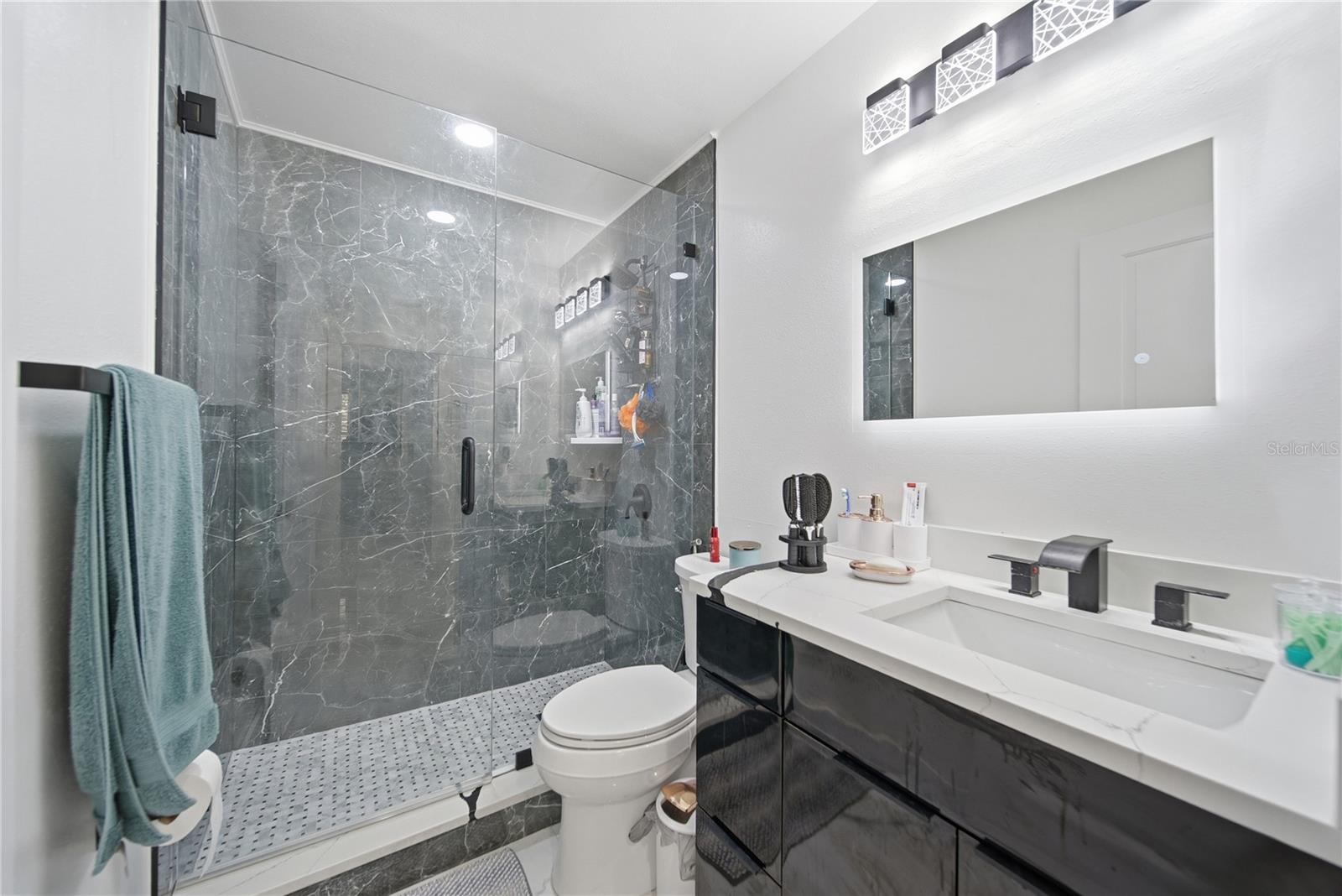 Image 29 of 30 For 4916 Hi Vista Circle