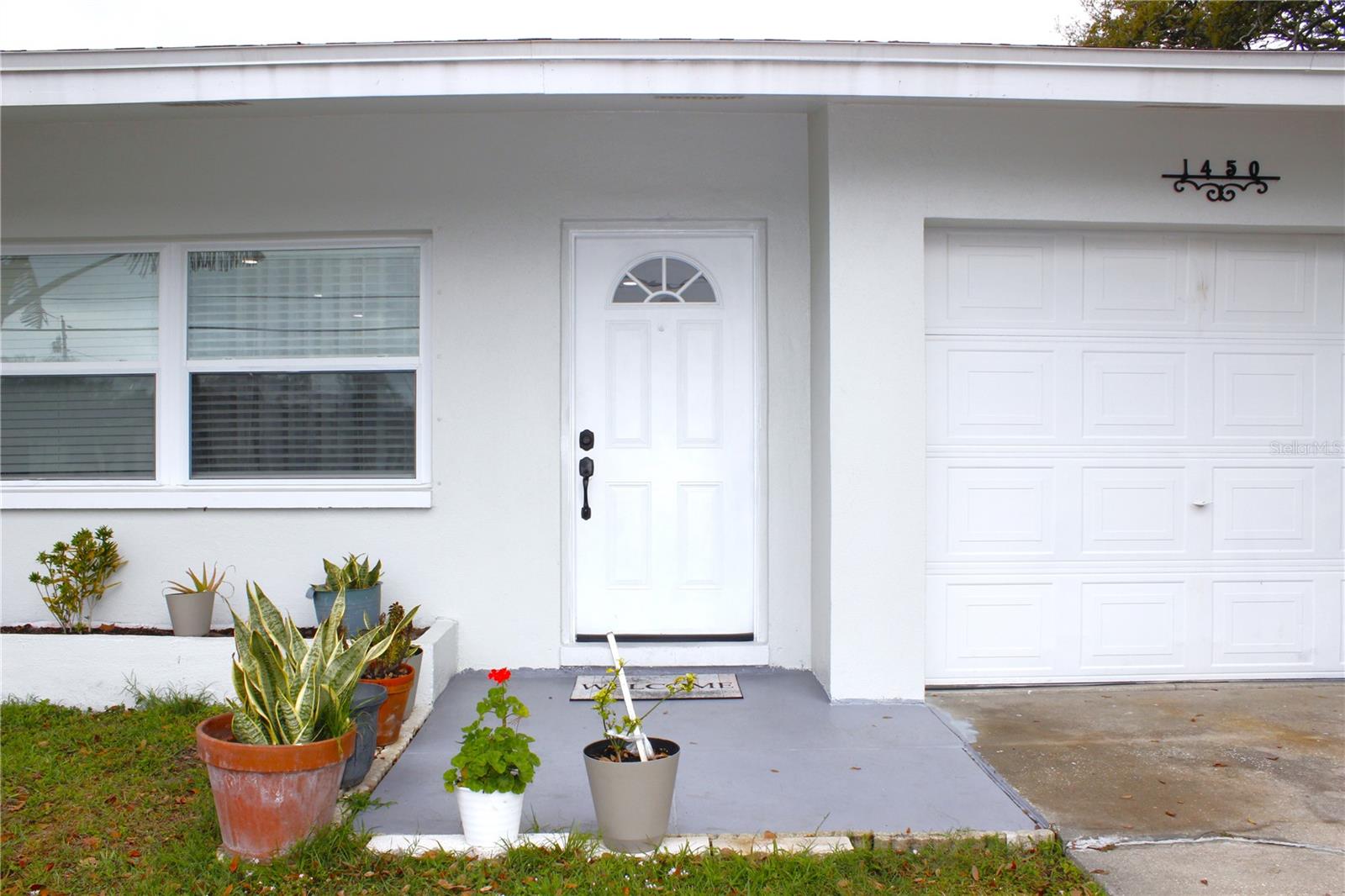 Image 53 of 71 For 1450 Barry Street