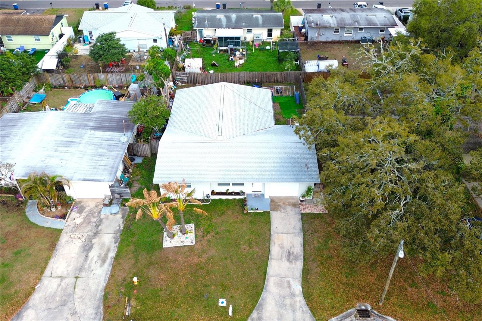 Image 59 of 71 For 1450 Barry Street