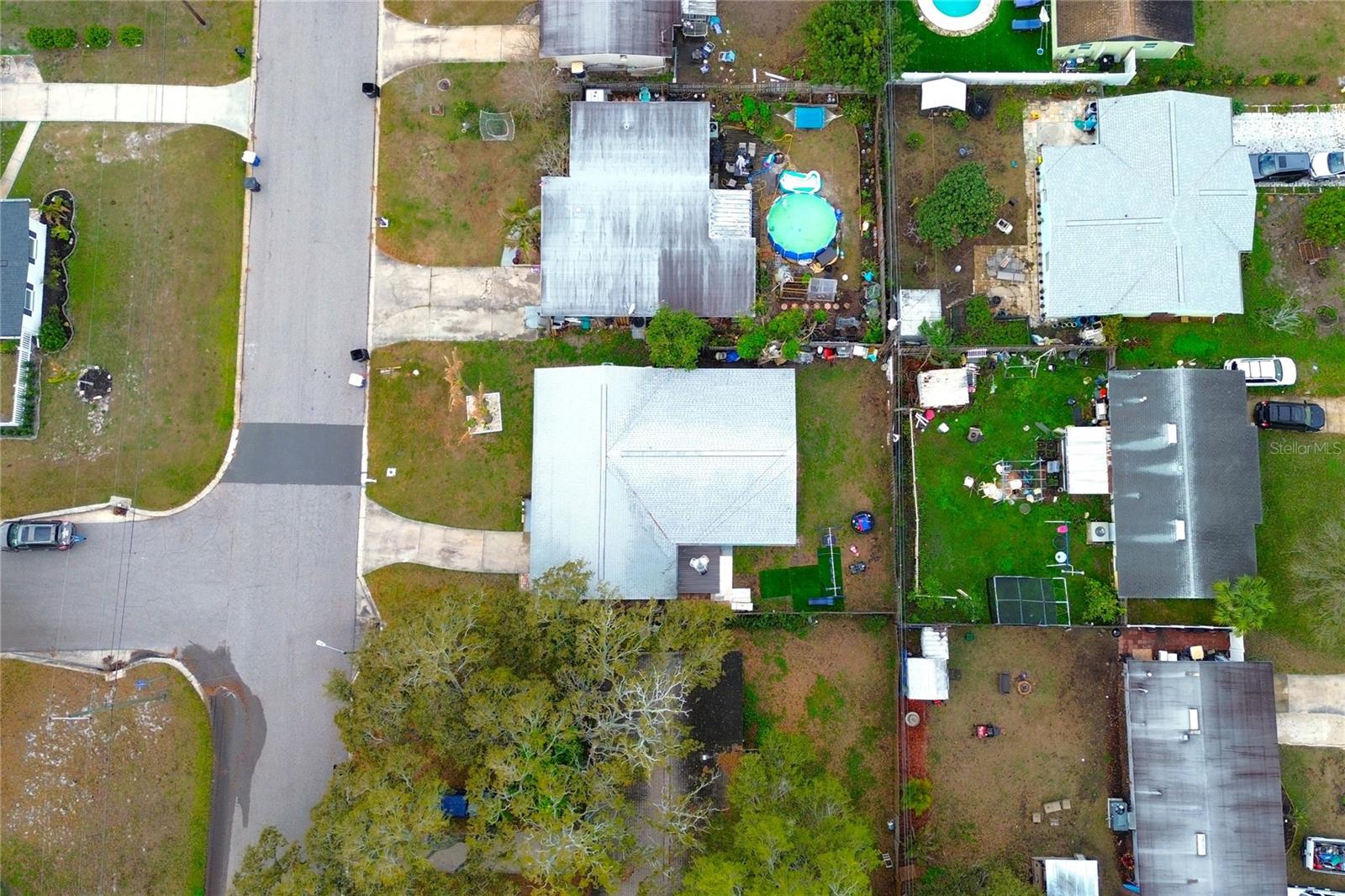 Image 67 of 71 For 1450 Barry Street