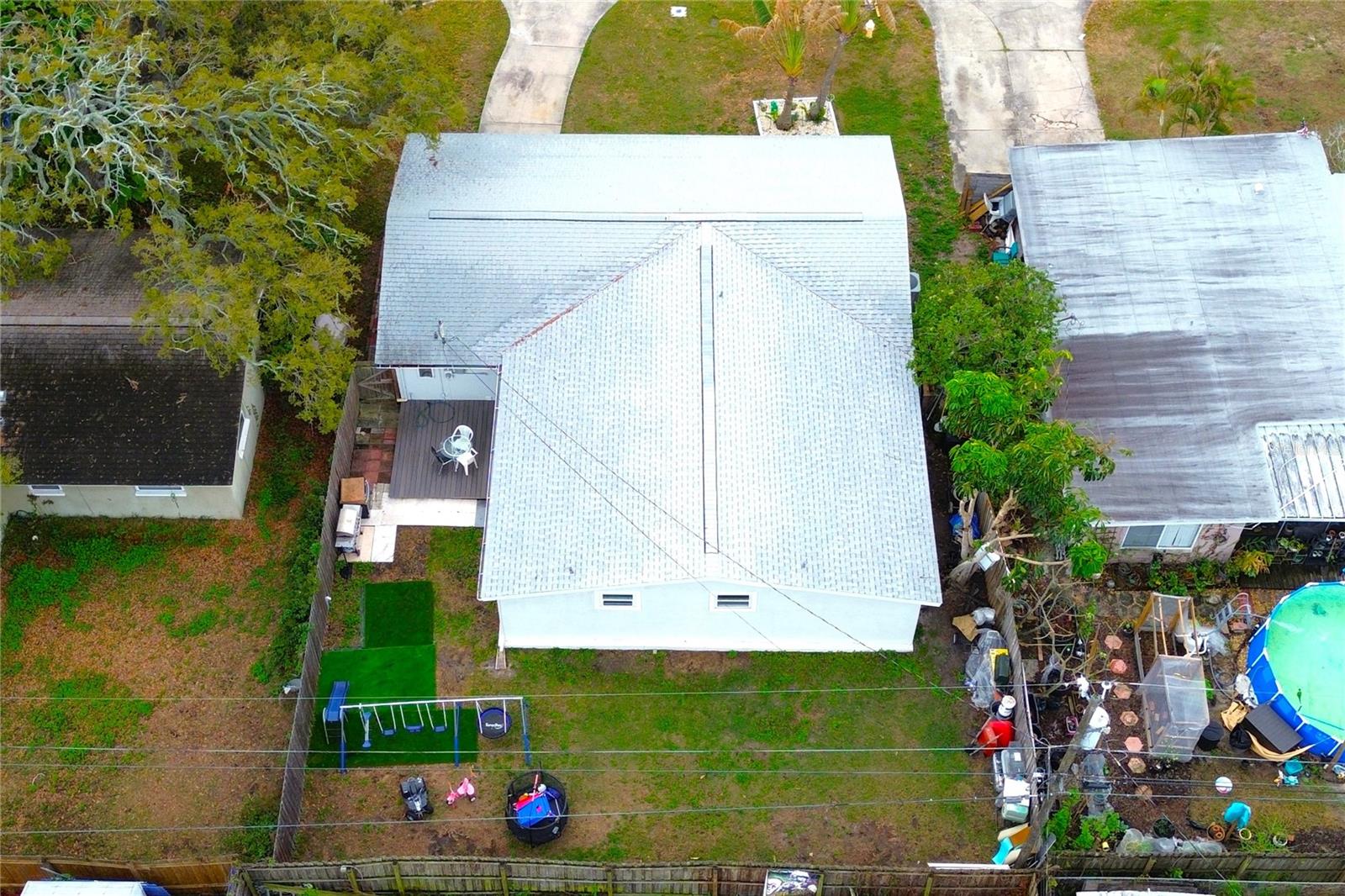 Image 70 of 71 For 1450 Barry Street