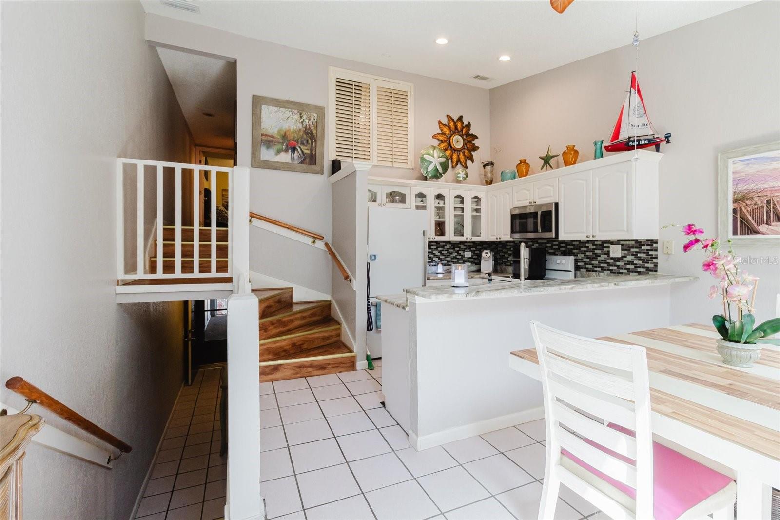 Image 20 of 67 For 6420 92nd Place 1202