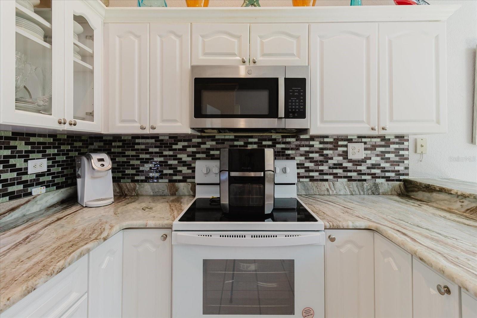 Image 22 of 67 For 6420 92nd Place 1202