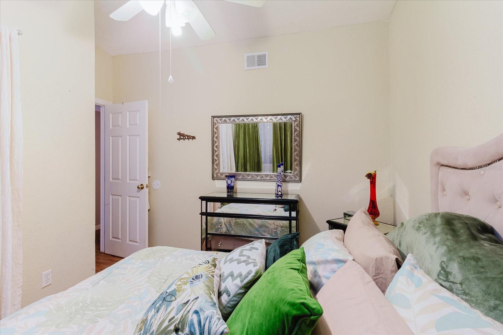 Image 28 of 67 For 6420 92nd Place 1202