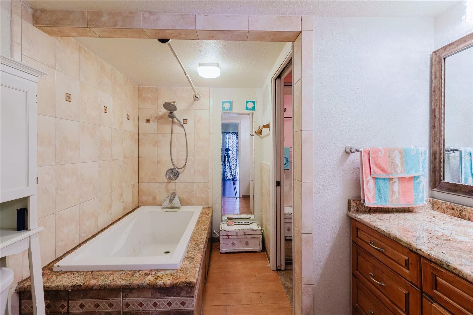 Image 36 of 67 For 6420 92nd Place 1202