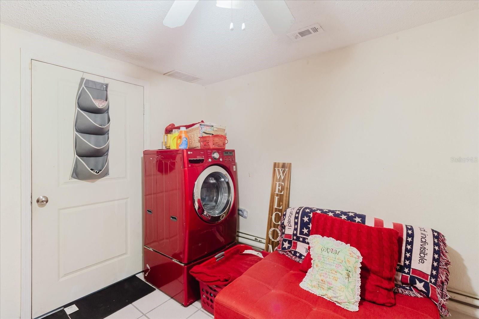 Image 39 of 67 For 6420 92nd Place 1202