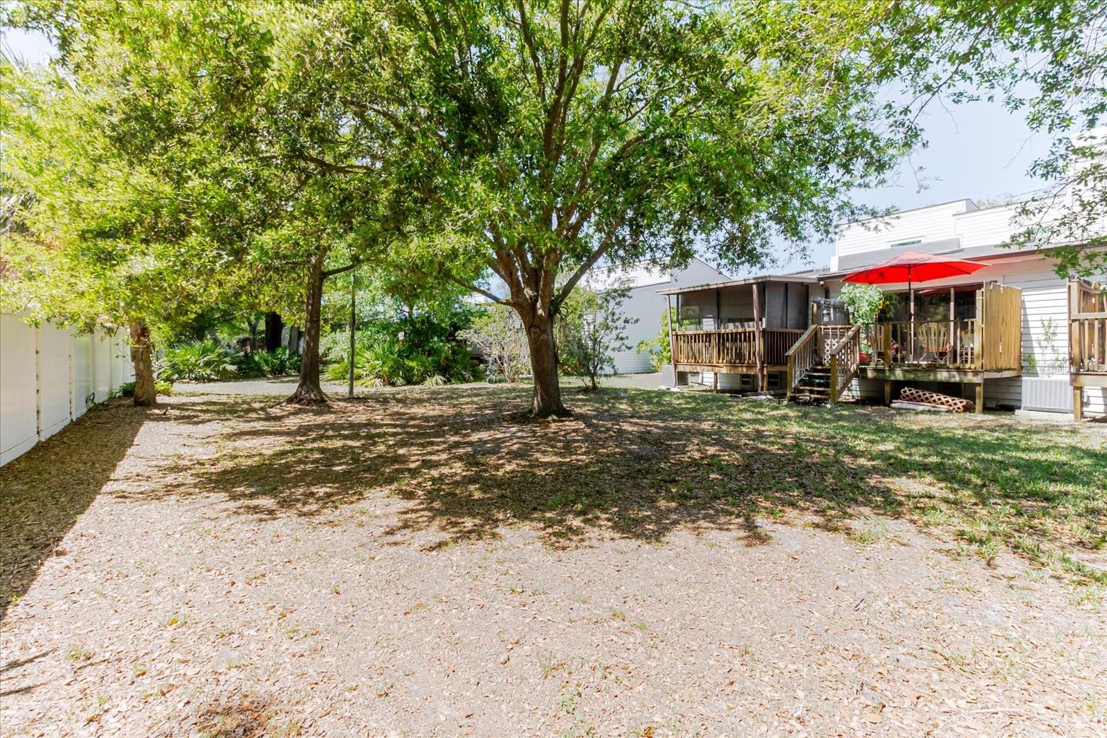 Image 46 of 67 For 6420 92nd Place 1202