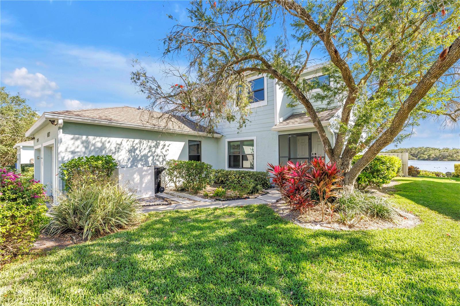 Details for 1052 Sanabel Court Ne, ST PETERSBURG, FL 33702