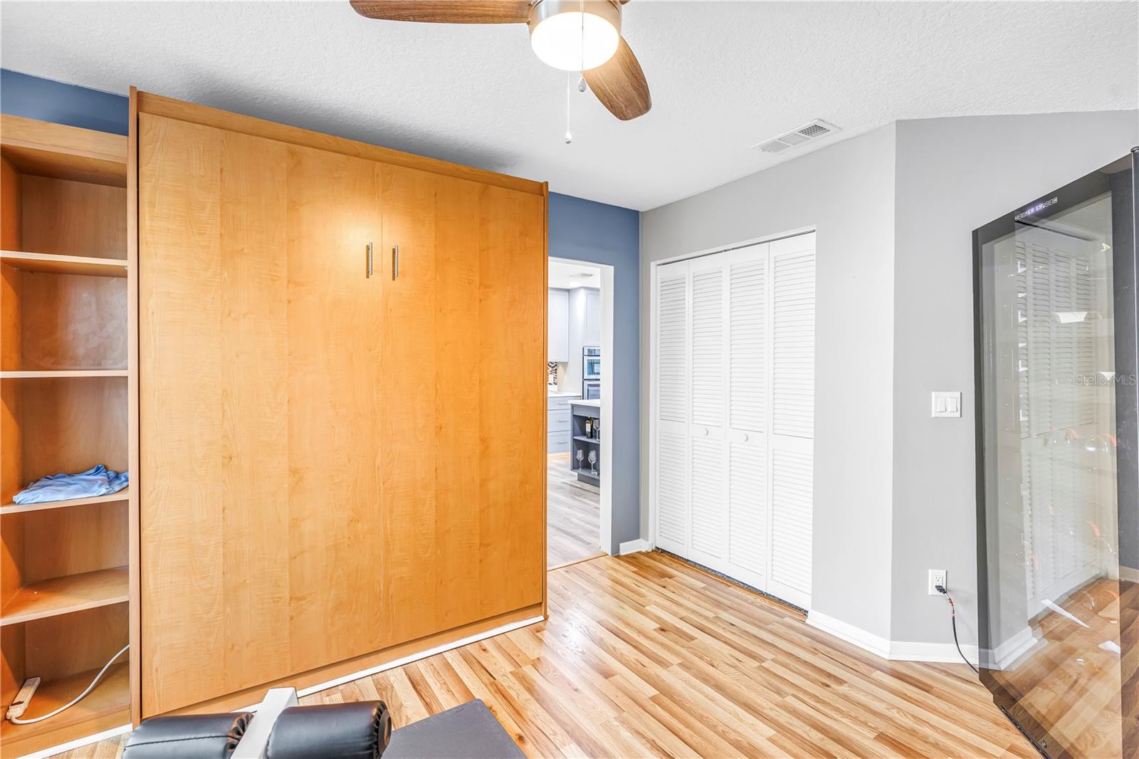 Image 20 of 30 For 1052 Sanabel Court Ne