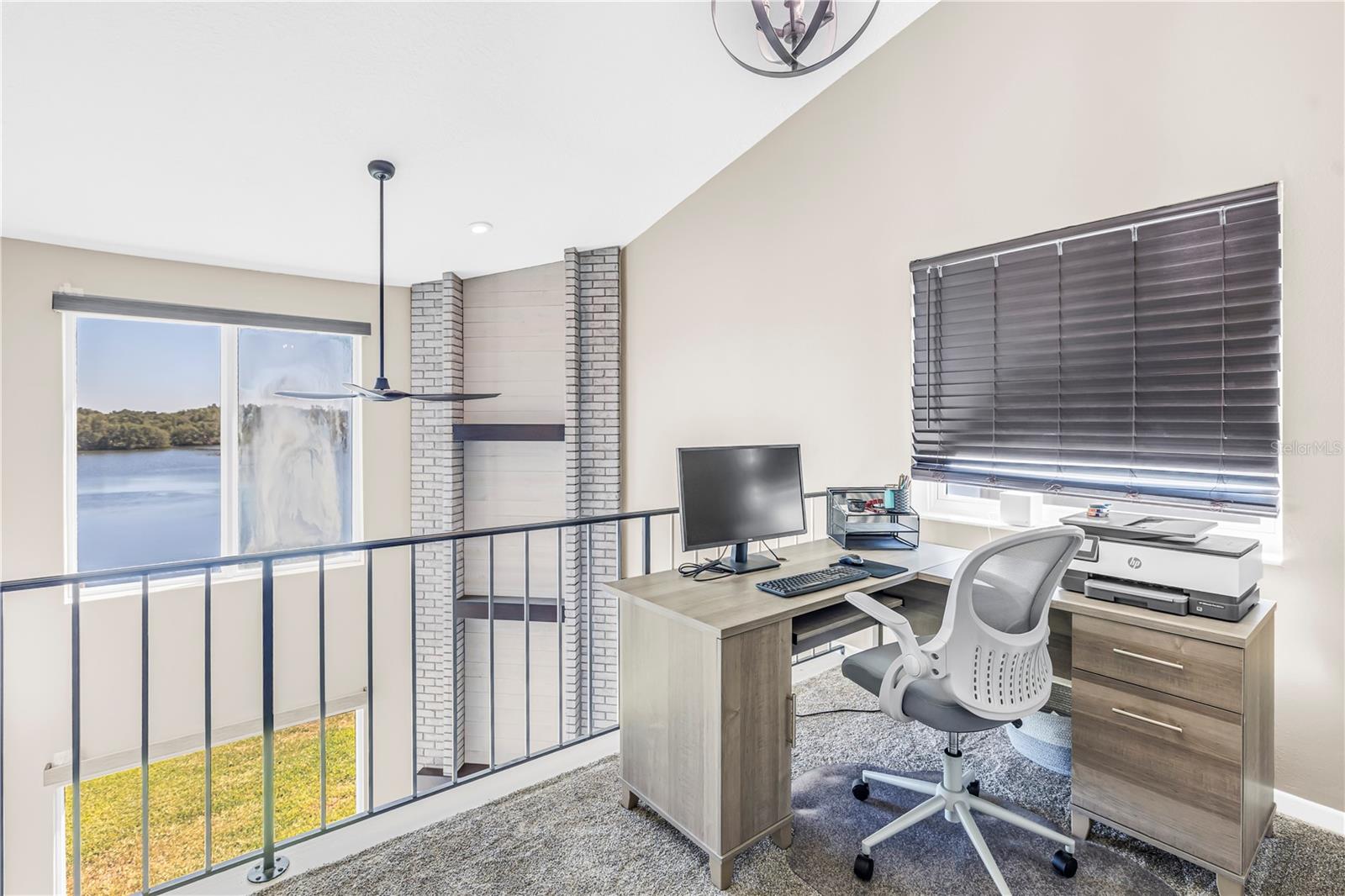 Image 21 of 30 For 1052 Sanabel Court Ne