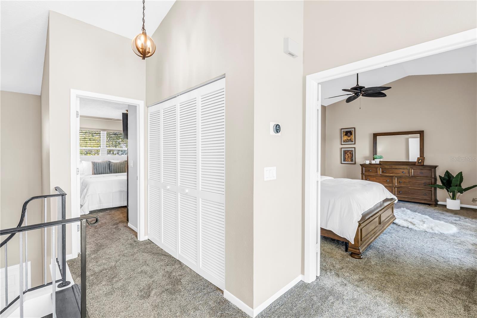 Image 23 of 30 For 1052 Sanabel Court Ne