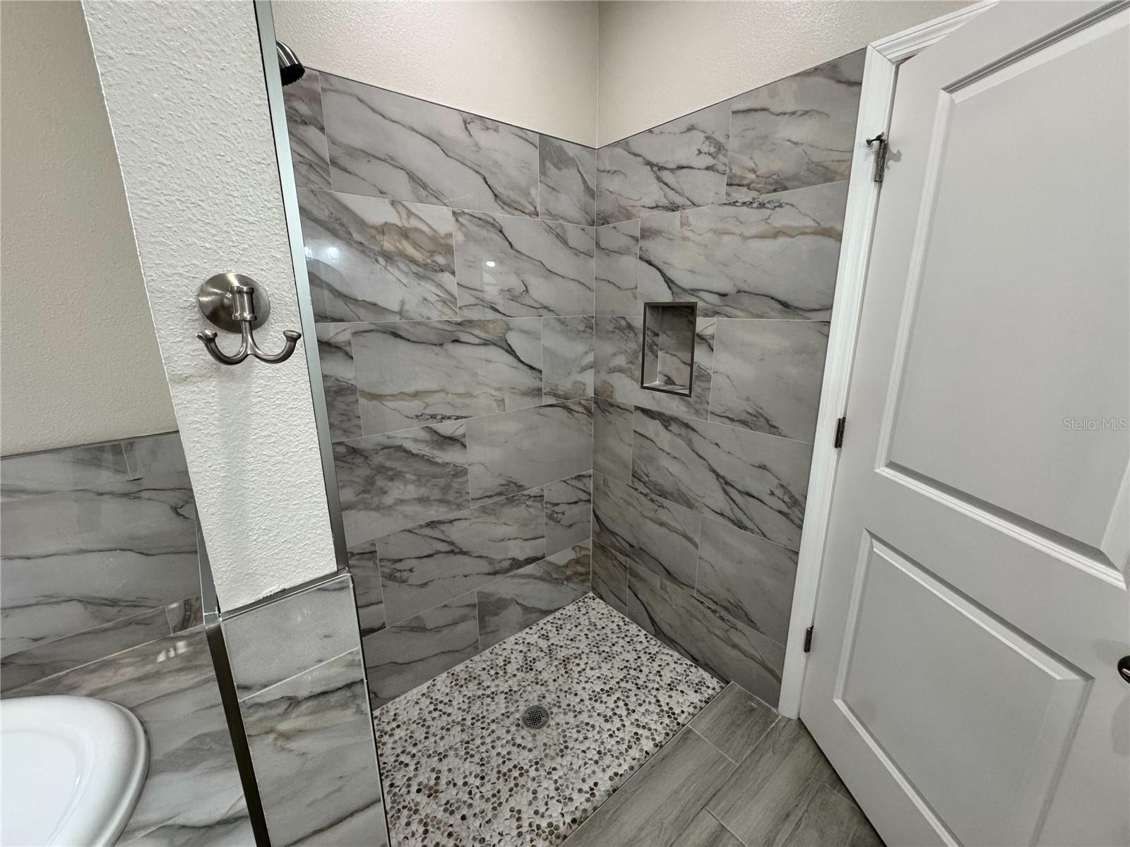 Image 36 of 56 For 37565 Teri Court