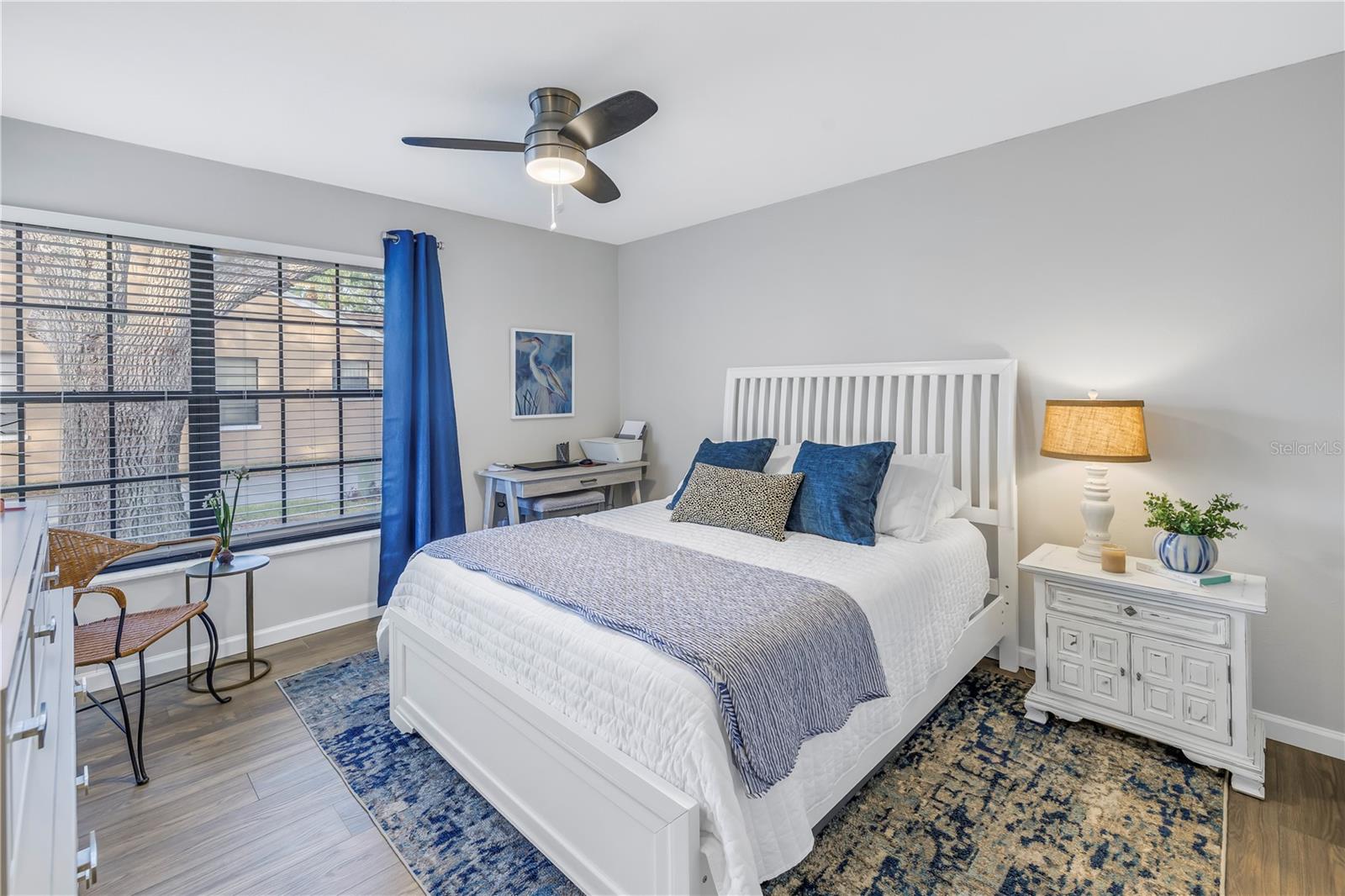 Image 12 of 36 For 912 Myakka Court Ne