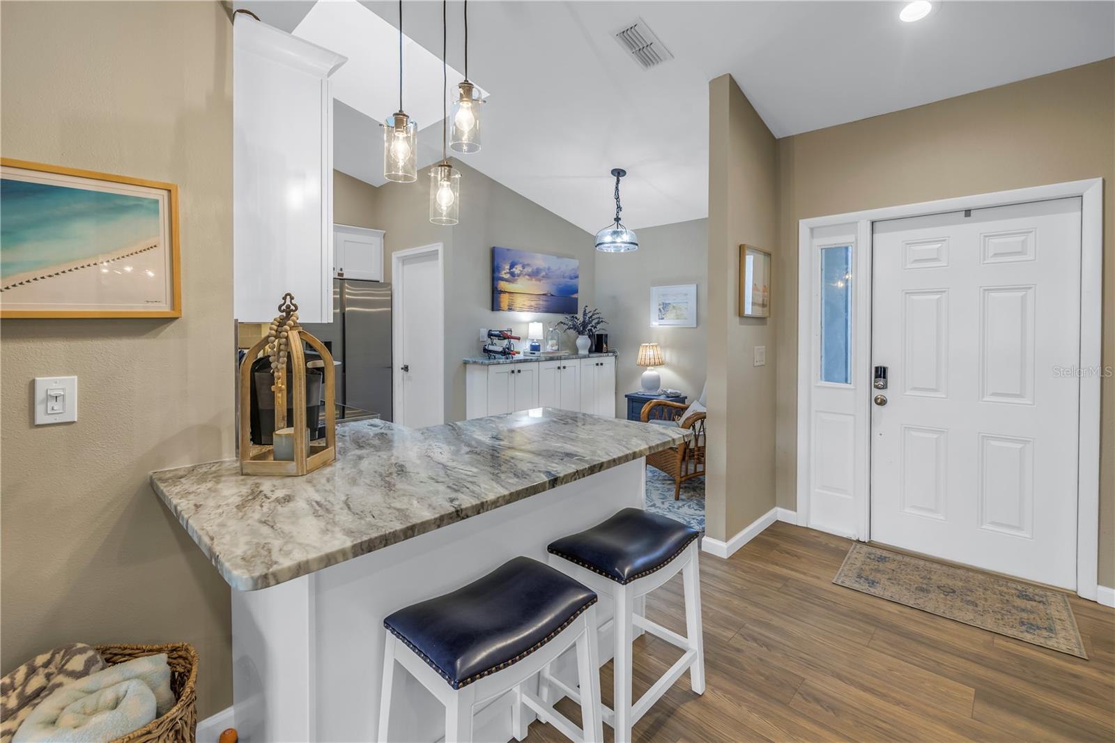 Image 15 of 36 For 912 Myakka Court Ne