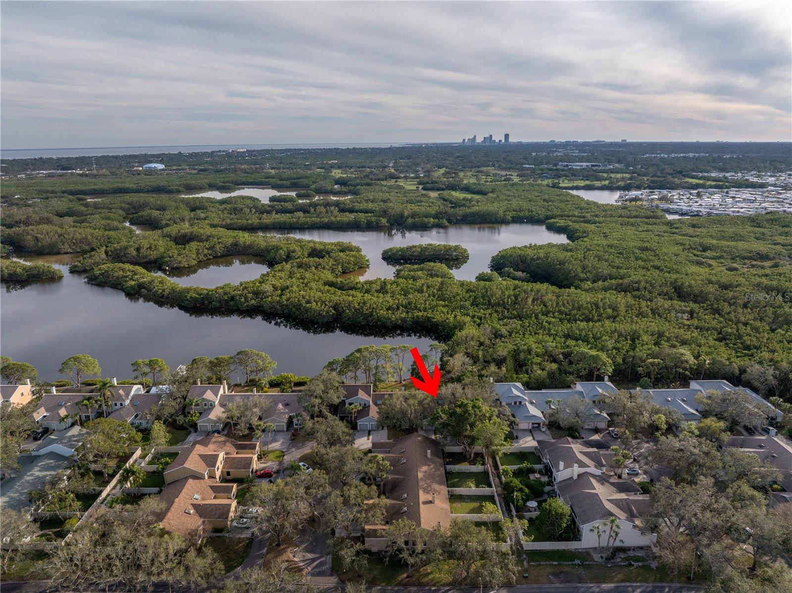 Image 26 of 36 For 912 Myakka Court Ne