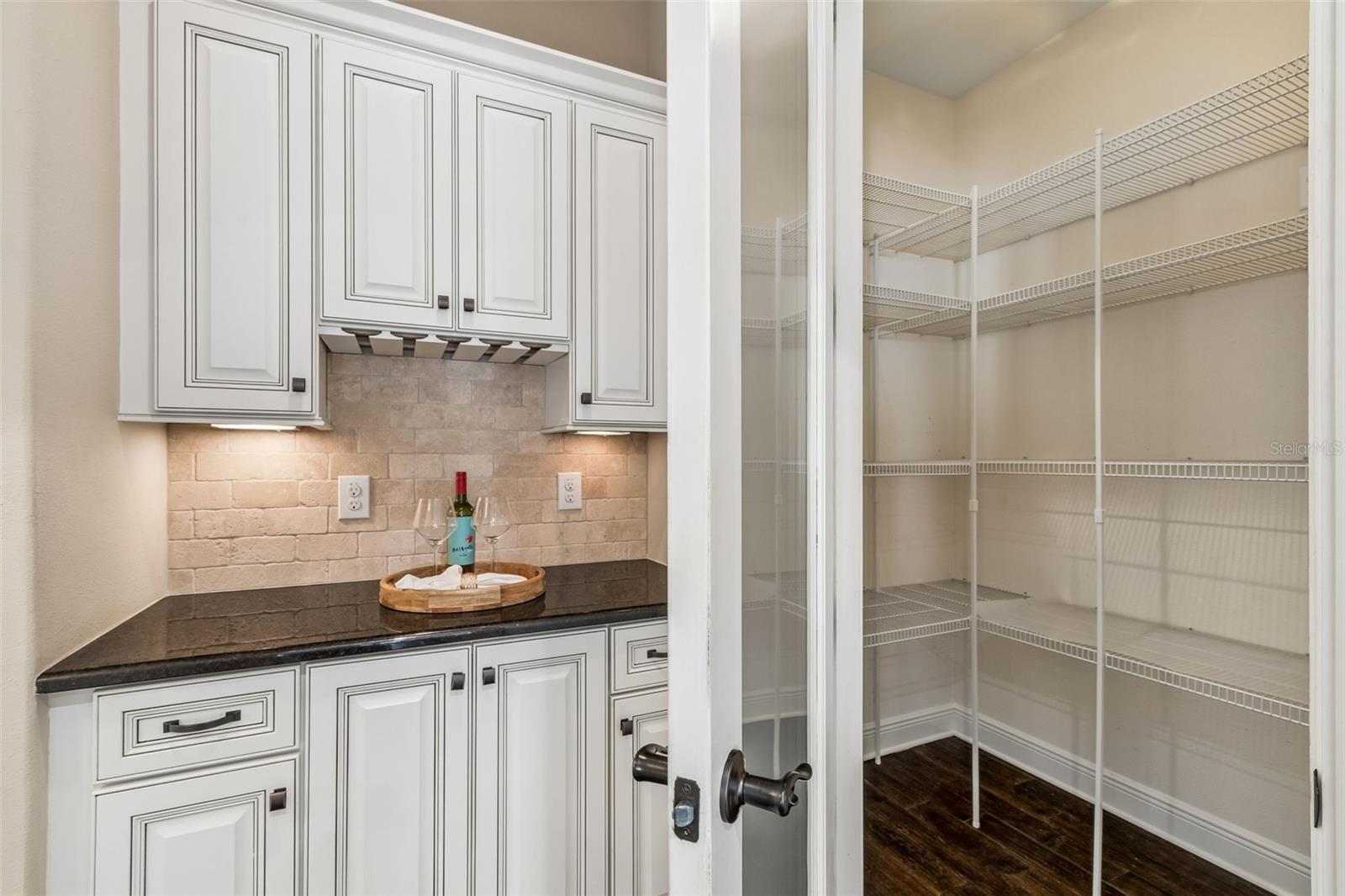 Image 14 of 90 For 3902 Vasconia Street