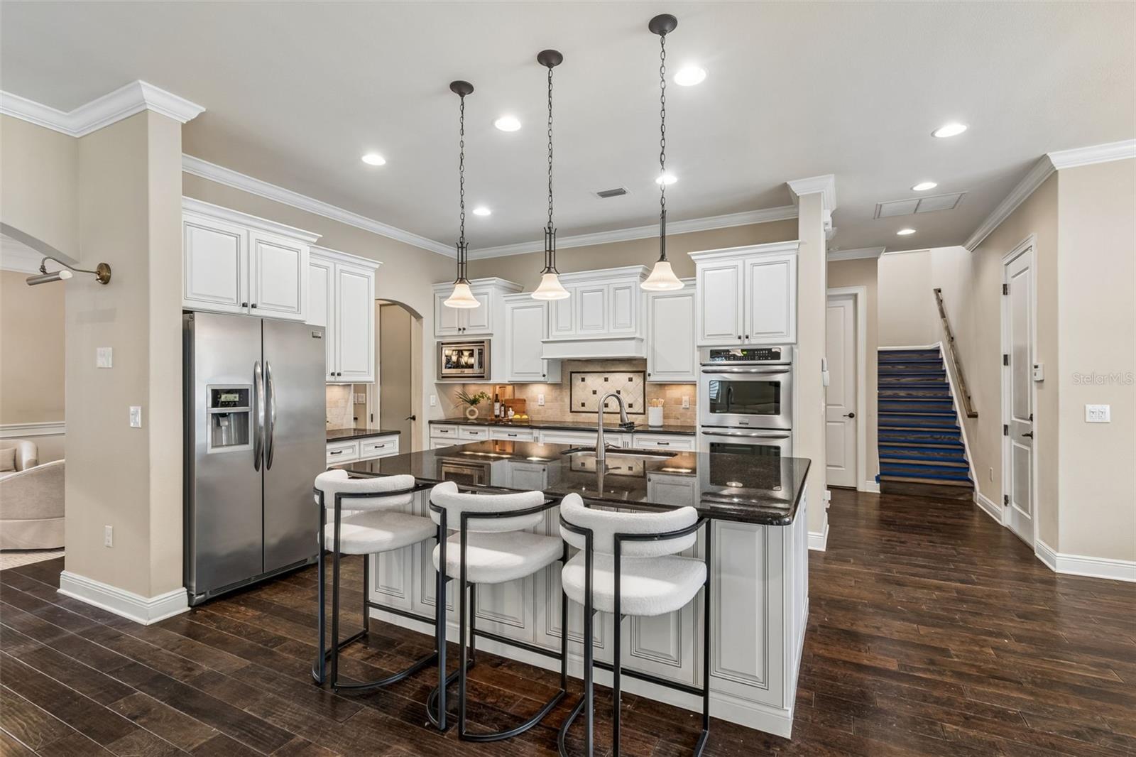 Image 33 of 90 For 3902 Vasconia Street