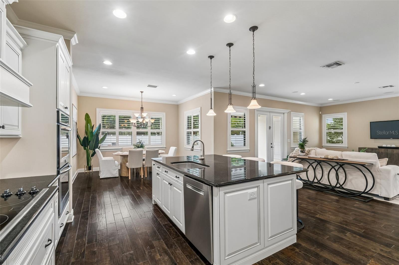 Image 45 of 90 For 3902 Vasconia Street