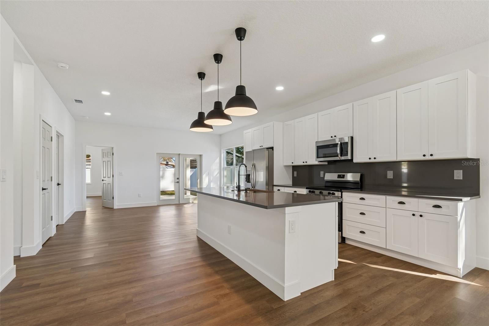 Image 20 of 83 For 5111 68th Street N