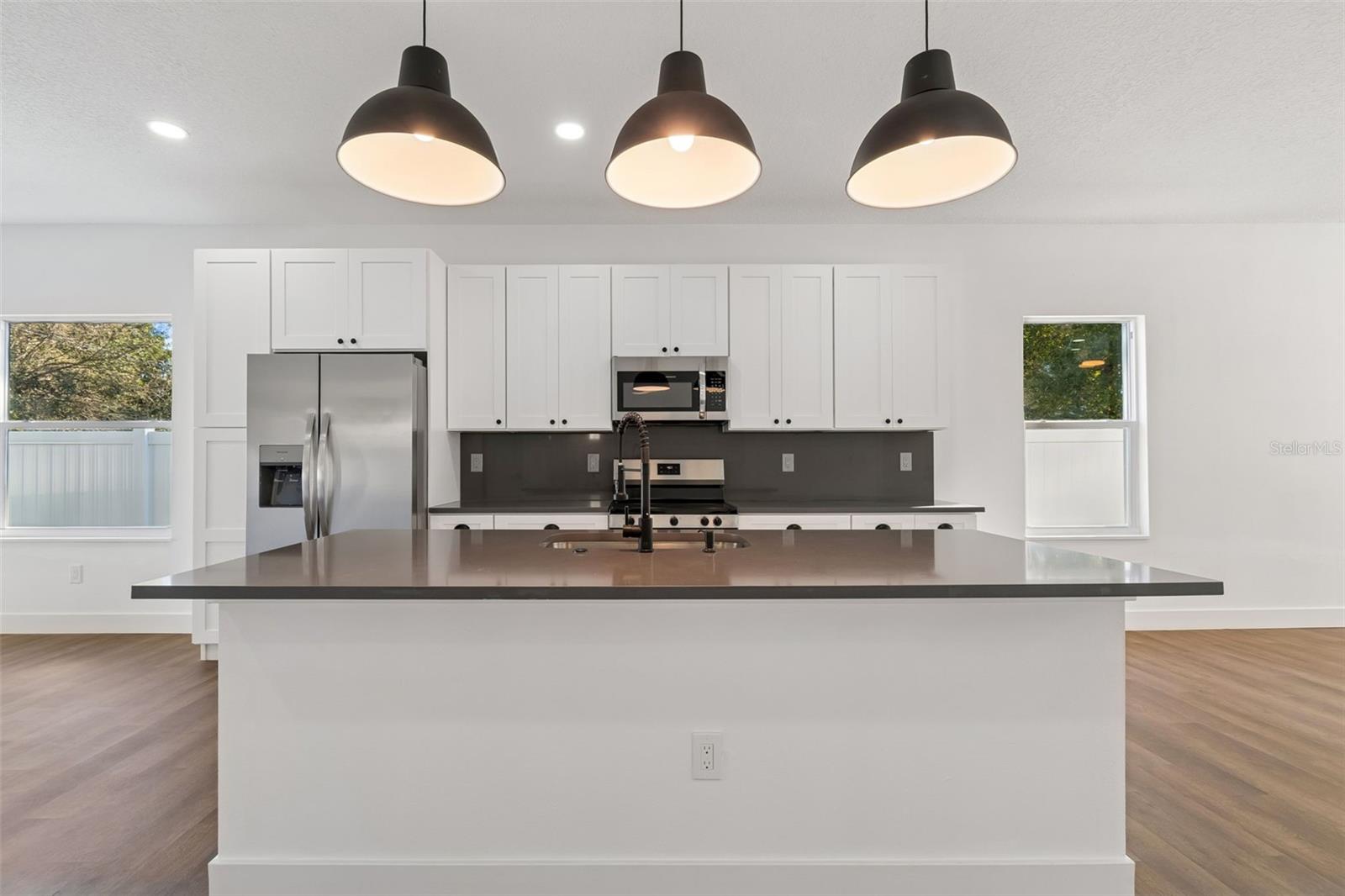 Image 21 of 83 For 5111 68th Street N