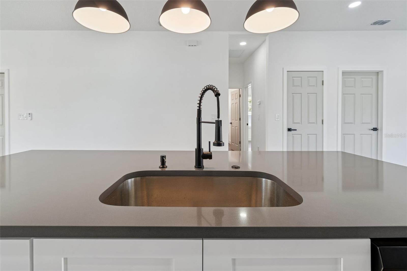 Image 27 of 83 For 5111 68th Street N