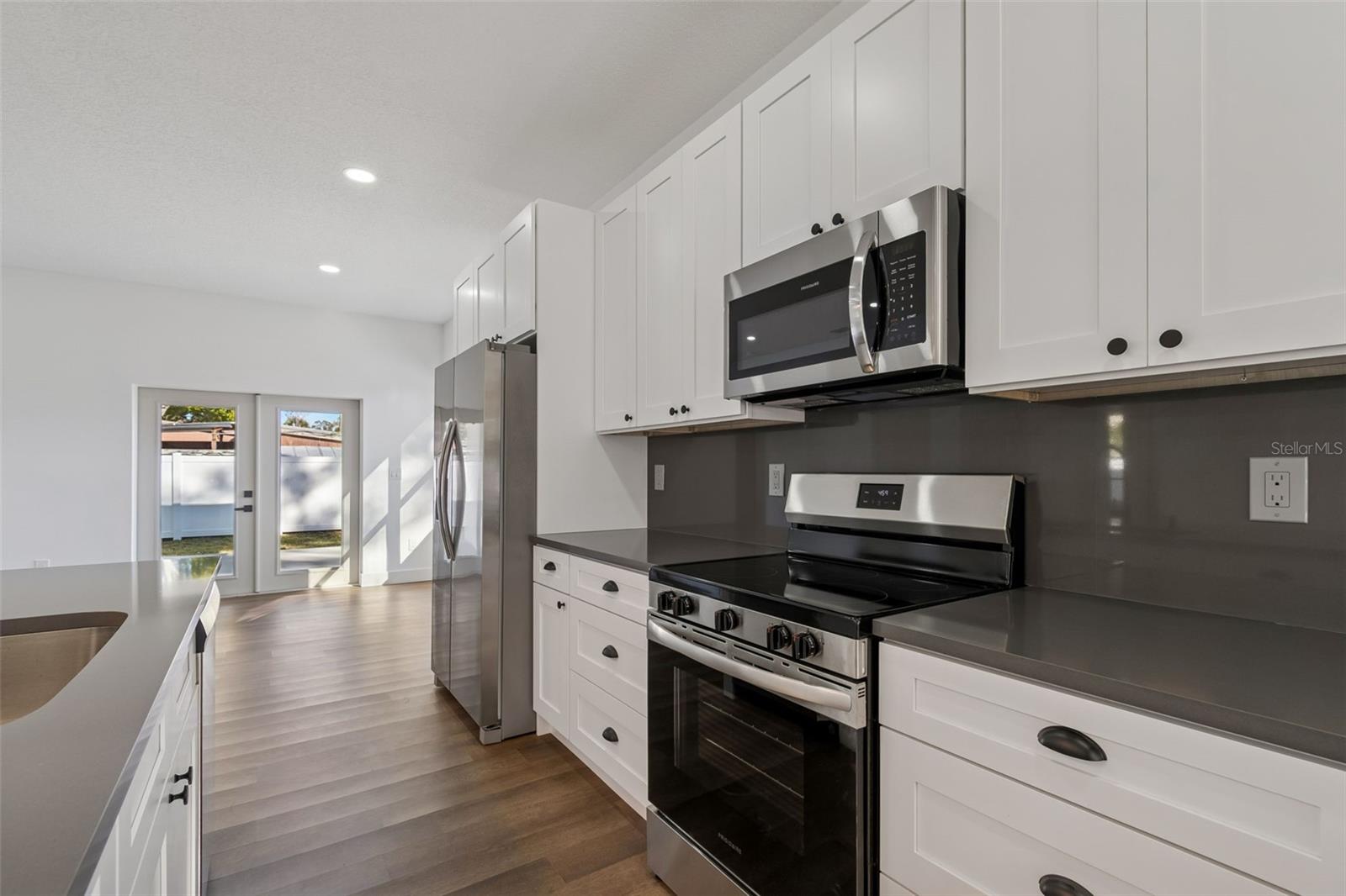 Image 29 of 83 For 5111 68th Street N