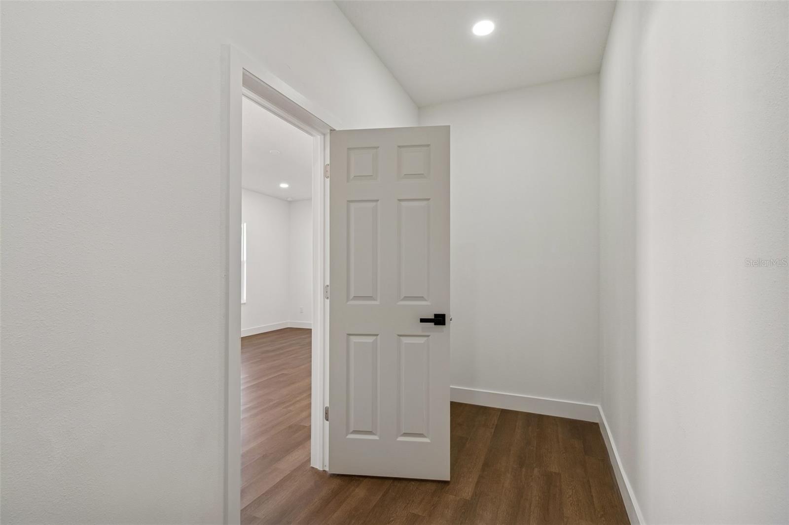 Image 41 of 83 For 5111 68th Street N