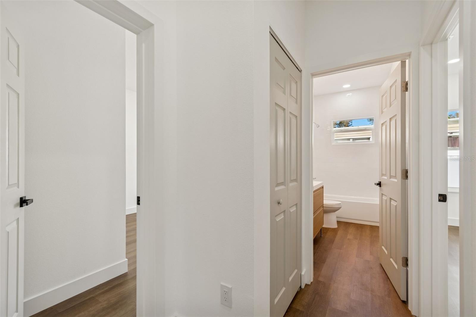 Image 46 of 83 For 5111 68th Street N