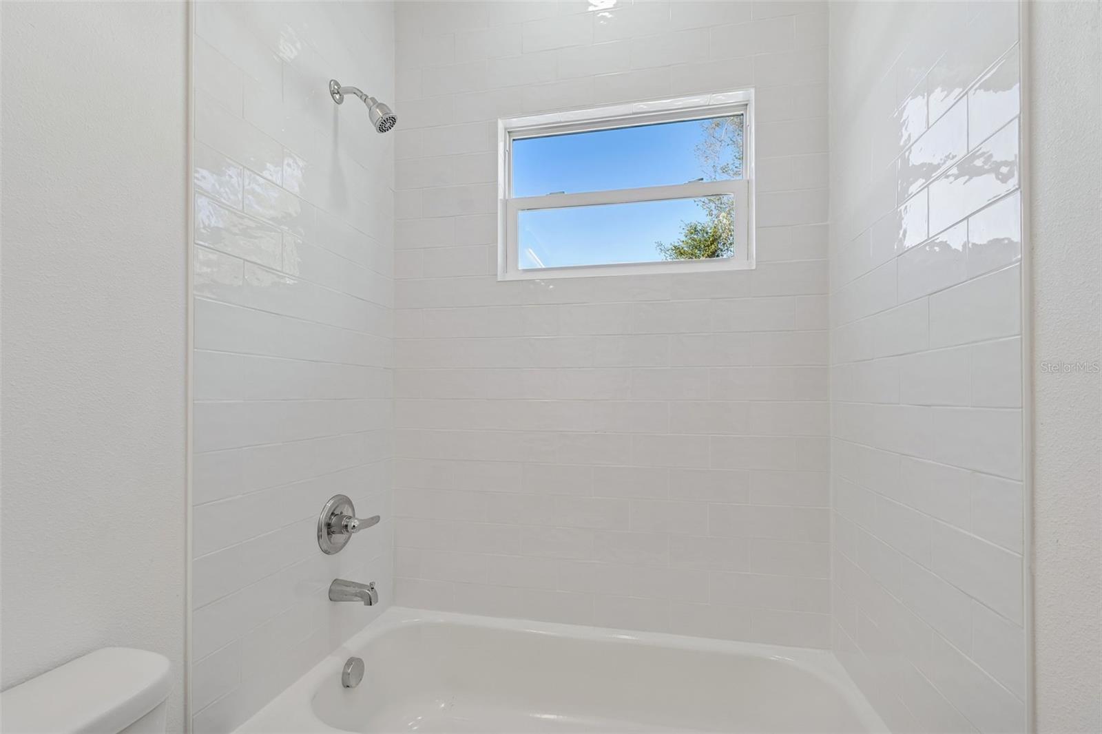 Image 52 of 83 For 5111 68th Street N