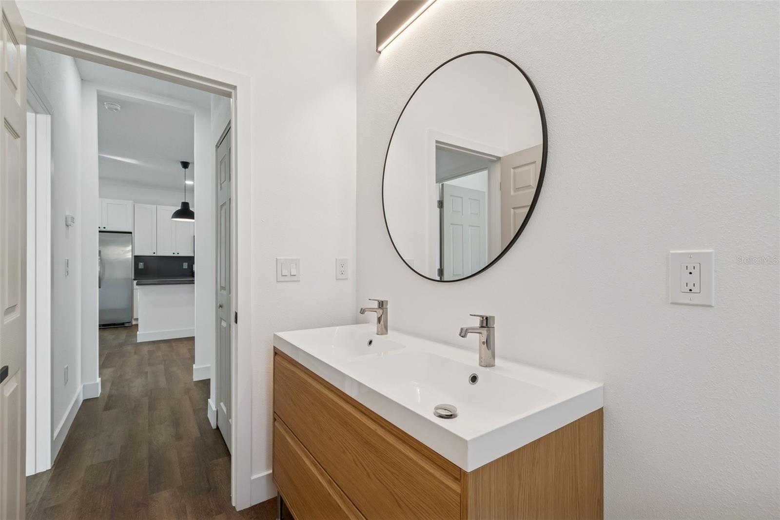 Image 53 of 83 For 5111 68th Street N