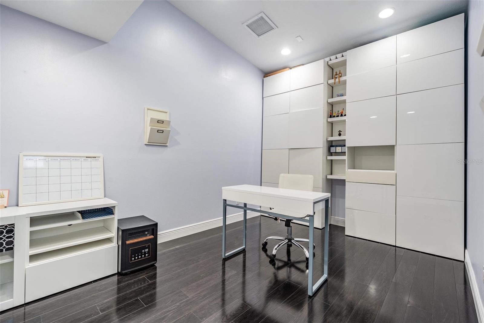 Image 12 of 69 For 23626 Abercorn Lane