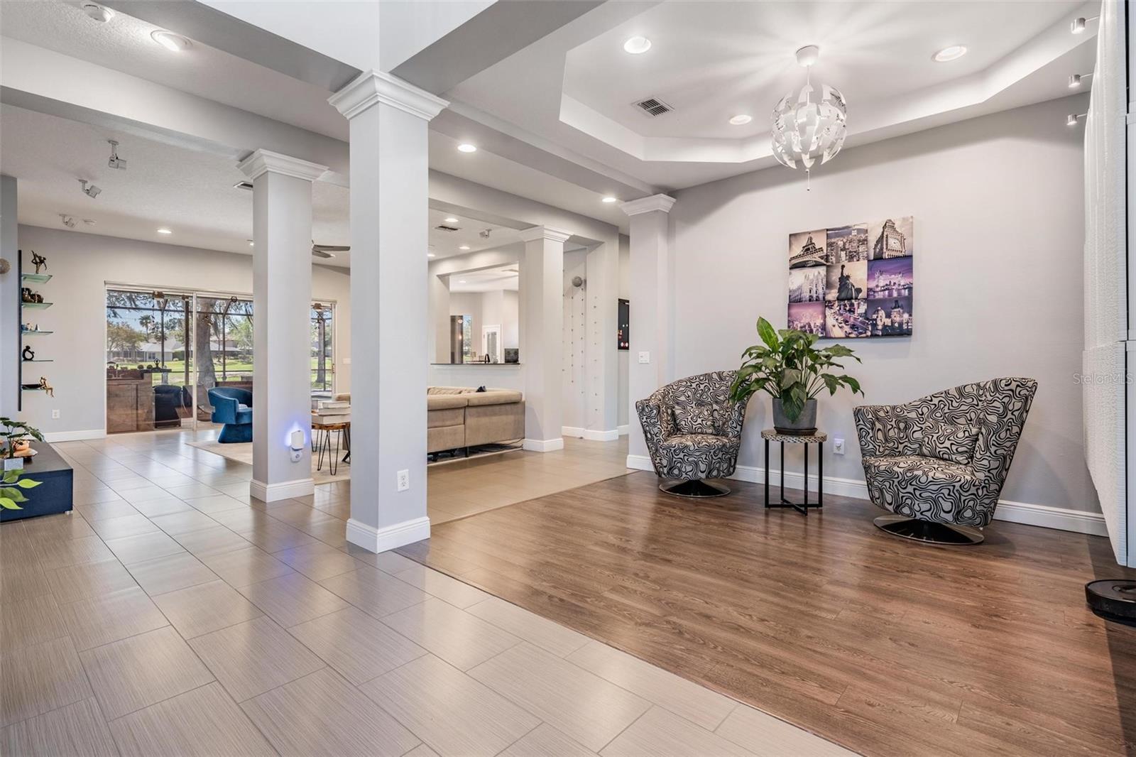 Image 14 of 69 For 23626 Abercorn Lane