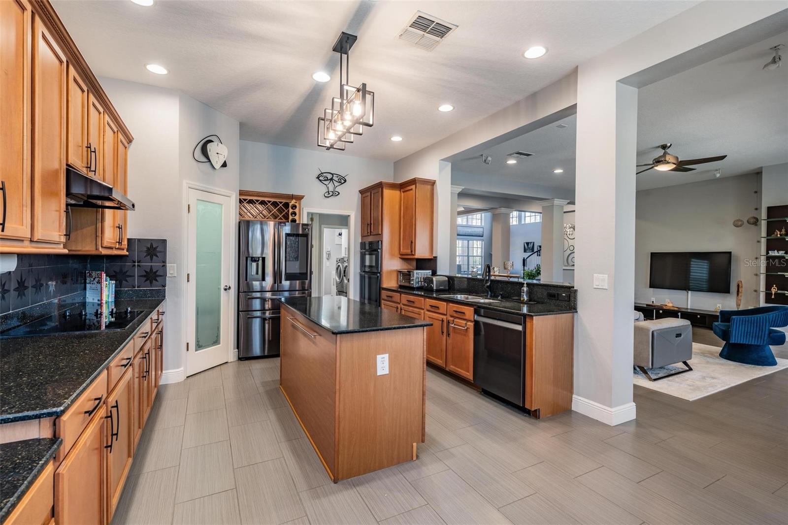 Image 20 of 69 For 23626 Abercorn Lane