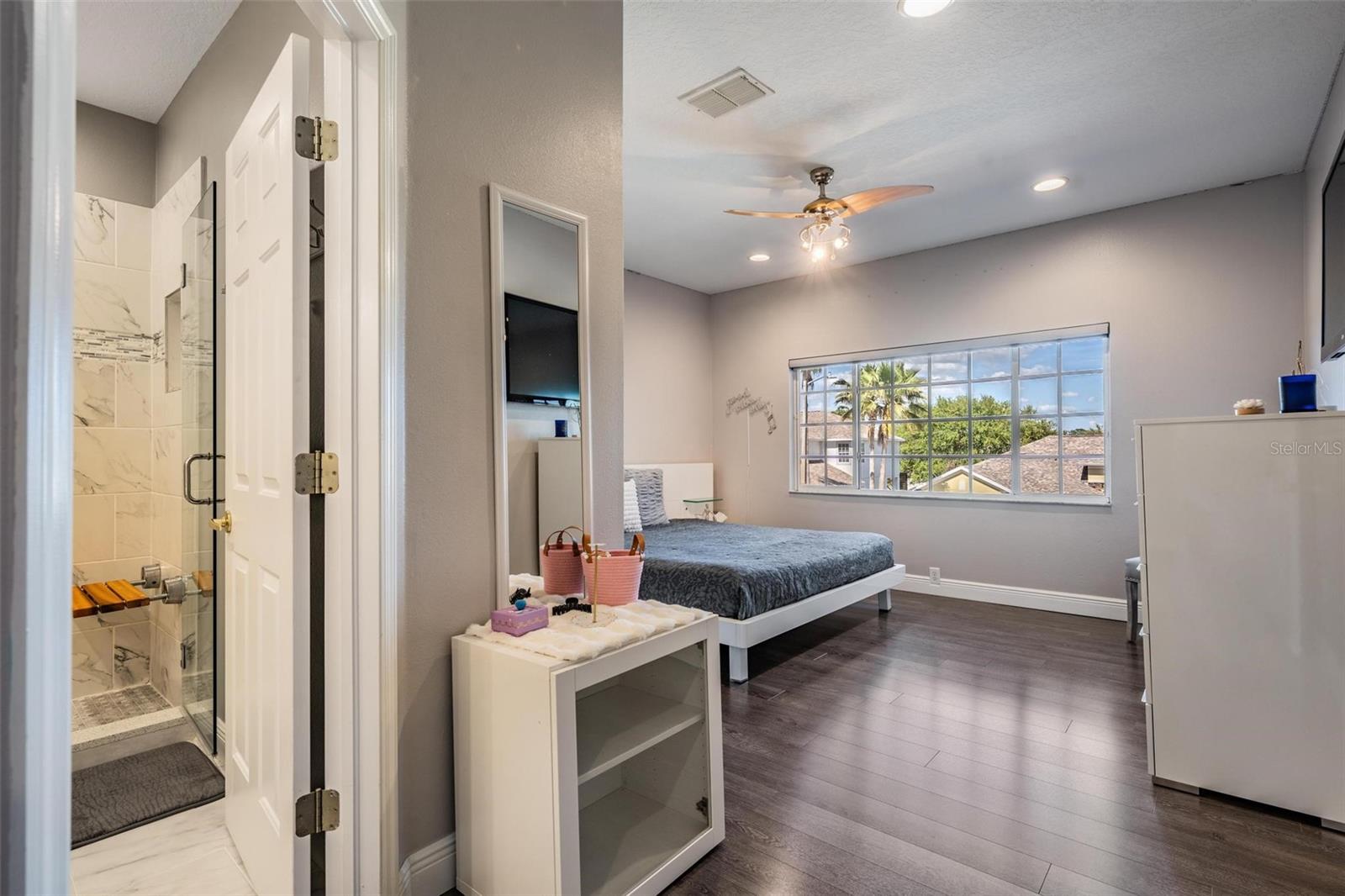 Image 43 of 69 For 23626 Abercorn Lane