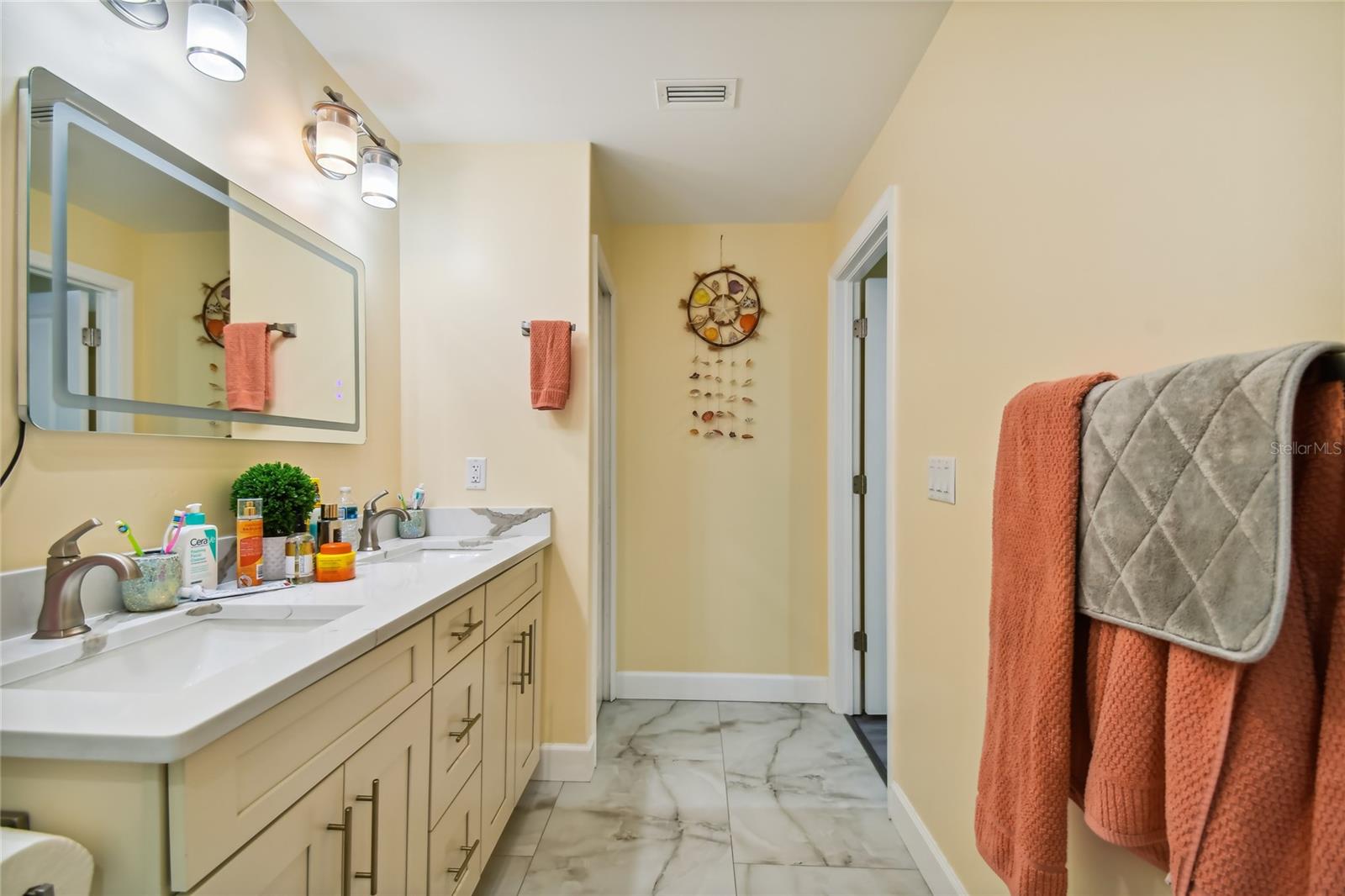 Image 63 of 100 For 711 Eagle Lane