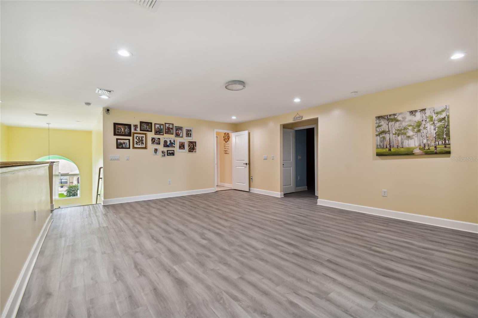 Image 77 of 100 For 711 Eagle Lane