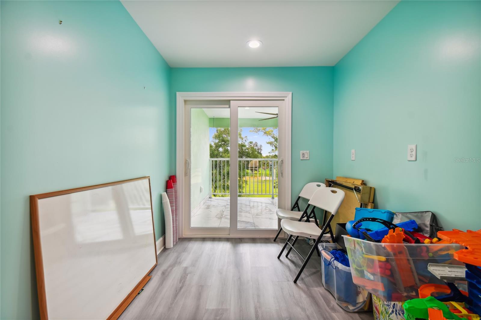 Image 81 of 100 For 711 Eagle Lane