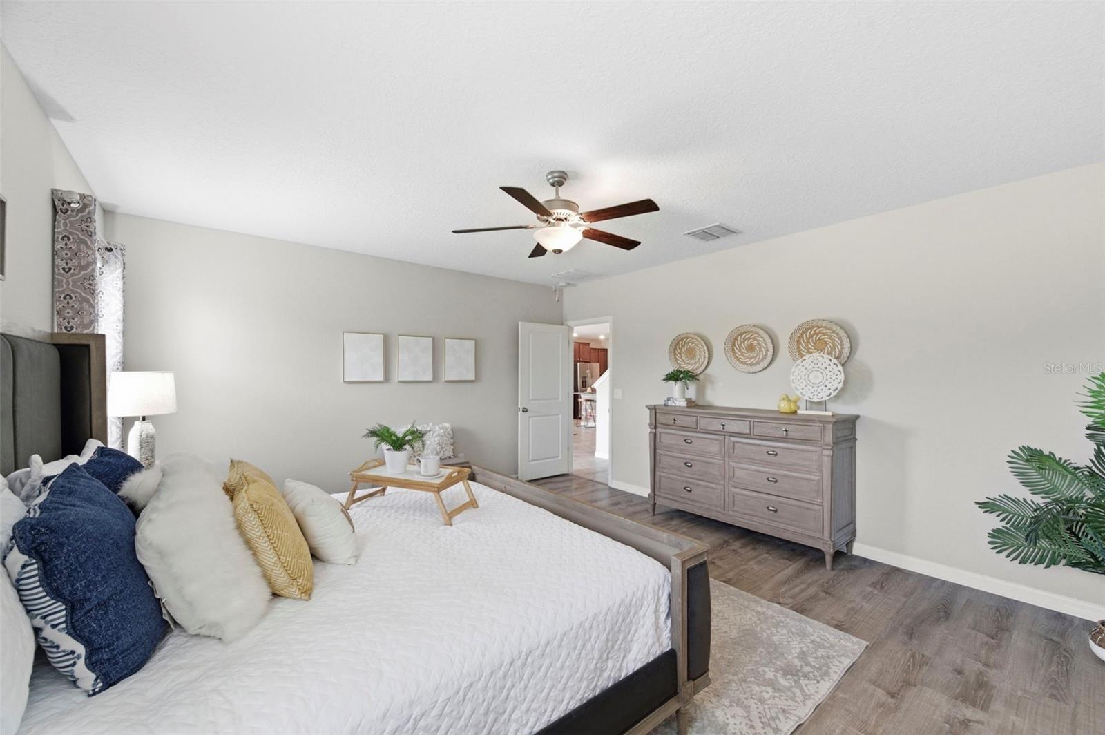 Image 23 of 47 For 6342 Cobble Bliss Street